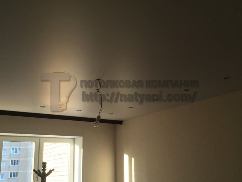 Натяжной потолок в квартире-студии в Балашихе под ключ